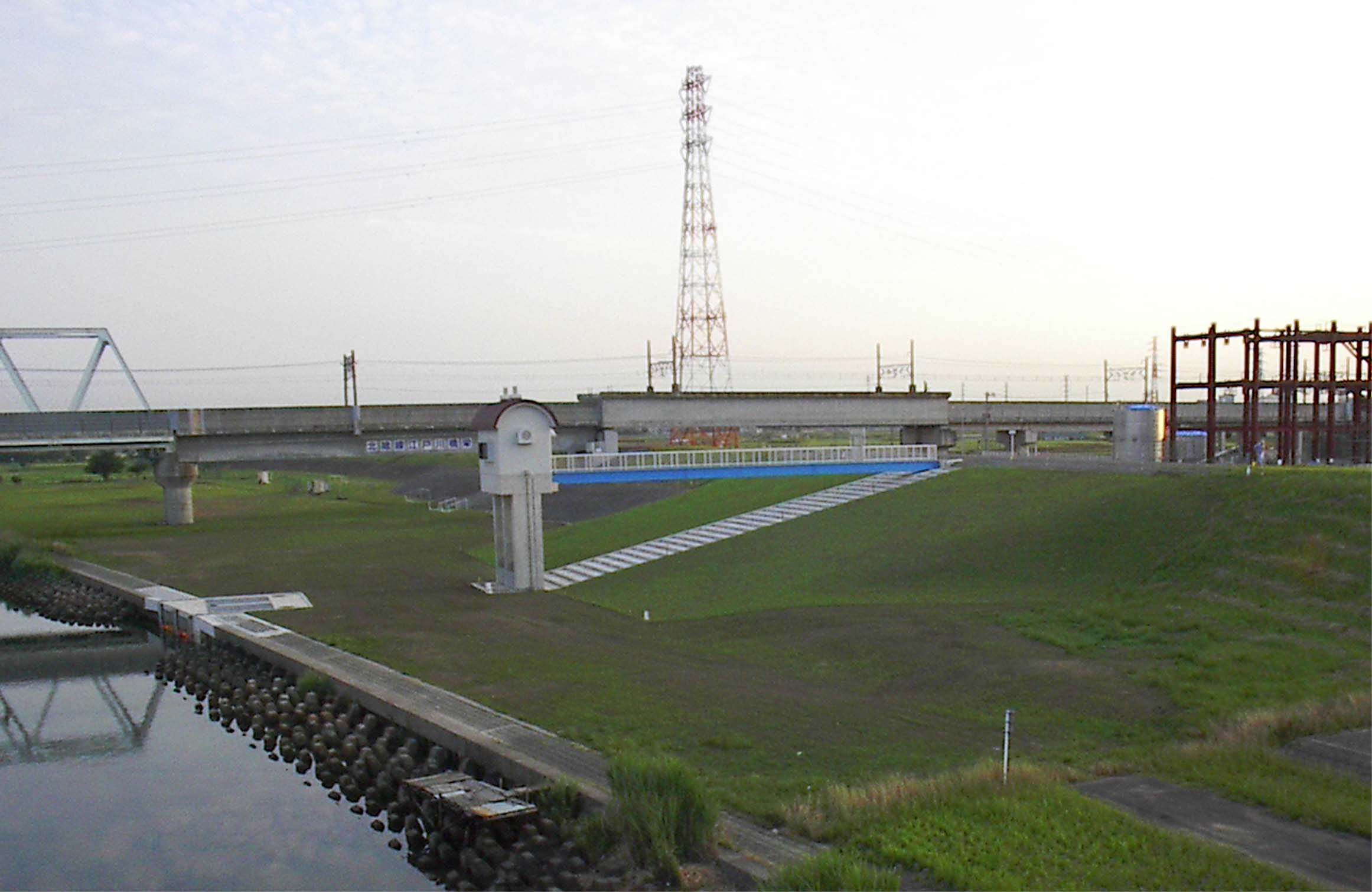 坂田建設株式会社 土木部門 施工実績 河川・港湾 江戸川浄水場取水施設新設工事